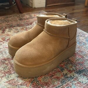 Ugg Classic Ultra Mini Platform Boot